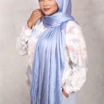 Arctic Satin Crinkled Hijab Image