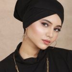 Black Criss Cross Tube Hijab Cap Image