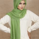 Fern Crinkled Cotton Hijab Image
