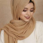 Nude Crinkled Cotton Hijab Image