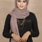 Cinnamon Crinkled Cotton Hijab Image