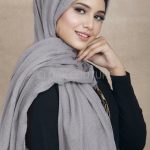 SilverKnight Crinkled Cotton Hijab Image