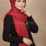 Cherry Red Crinkled Cotton Hijab Image