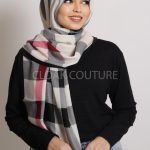 Tweed Colorblock Premium Viscose Hijab Image