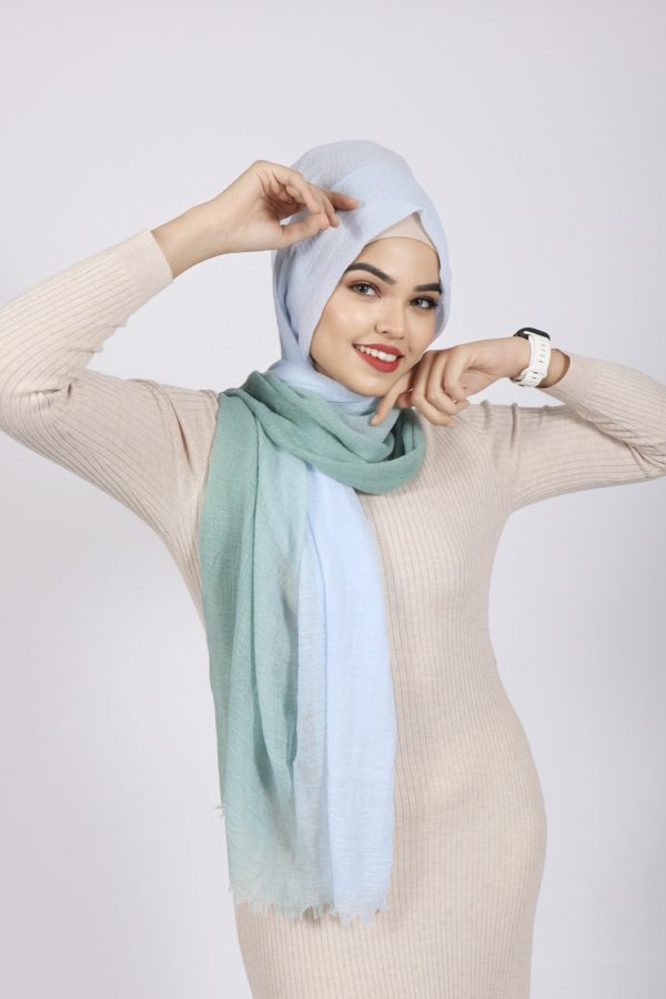 Mint Rush Ombre Crinkled Cotton Hijab