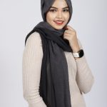 Wolf Ombre Crinkled Cotton Hijab Image