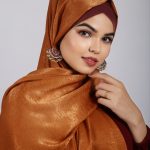 Bronze Gold Velvet Chiffon Hijab Image