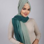 Avocado Ombre Crinkled Cotton Hijab Image