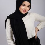 Black Modal Hijab Image