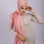 Peach Ombre Crinkled Cotton Hijab Image