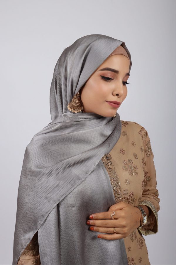 Oyster Muna Satin Hijab