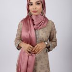 Bubblegum Lilac Muna Satin Hijab Image