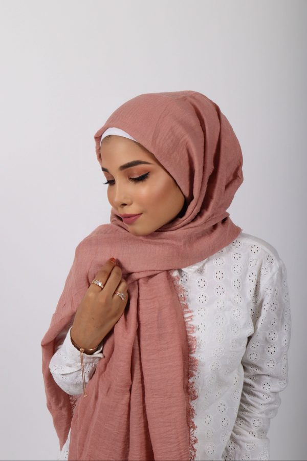 Rosy Nude Crinkled Viscose Hijab