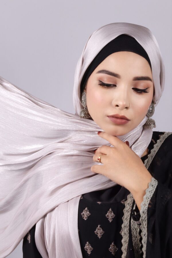 Oyester Oranza Shimmer Hijab