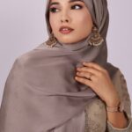 Davy Muna Satin Hijab Image