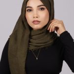 Olive Crinkled Cotton Hijab Image